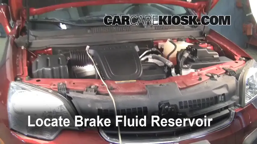 2008 Saturn Vue XE 2.4L 4 Cyl. Líquido de frenos Agregar fluido